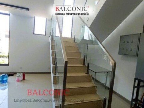 GLASS  railing BY BALCONIC เสาสแตนเลสรุ่น SF-846